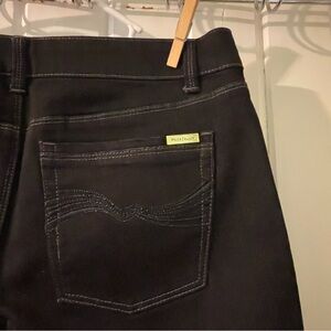 WHITE HOUSE BLACK MARKET black jeans-32 33 1/2” NWOT